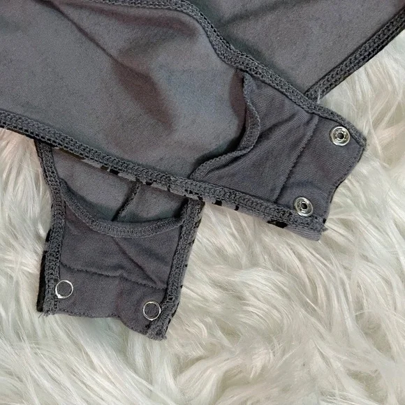 Like New! ✵☽Free People☾✵ Vintage V-Neck Black Gray VNTG Army Bodysuit | Small - Picture 9 of 13